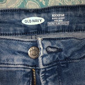 Size 14 Old Navy woman’s jeans